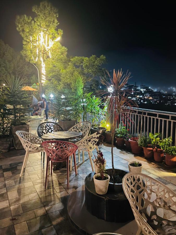 House Of Lights Hotel Solan Bagian luar foto