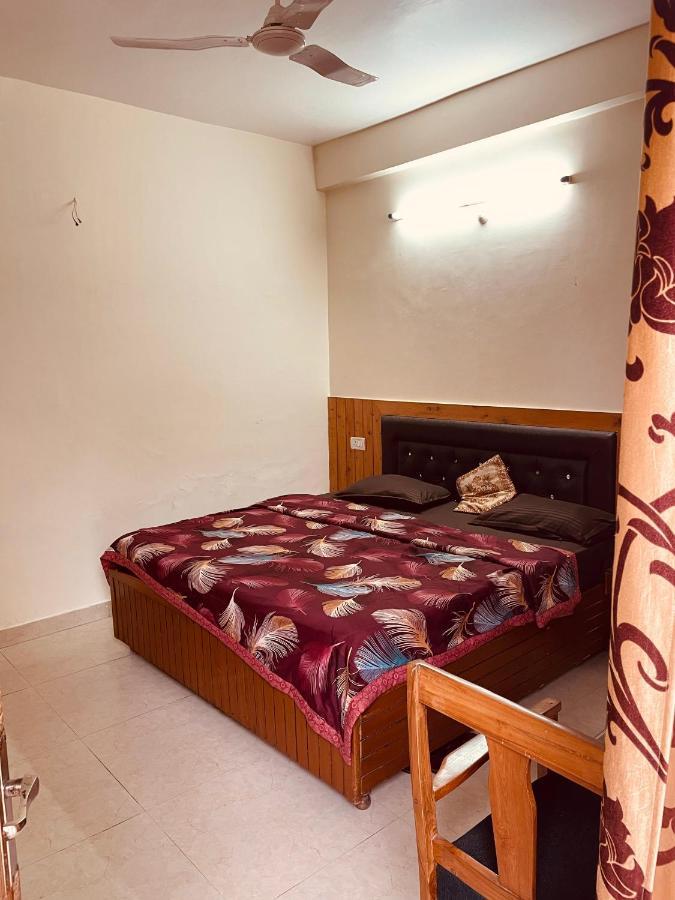 House Of Lights Hotel Solan Bagian luar foto