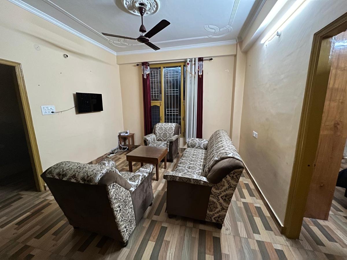 House Of Lights Hotel Solan Bagian luar foto